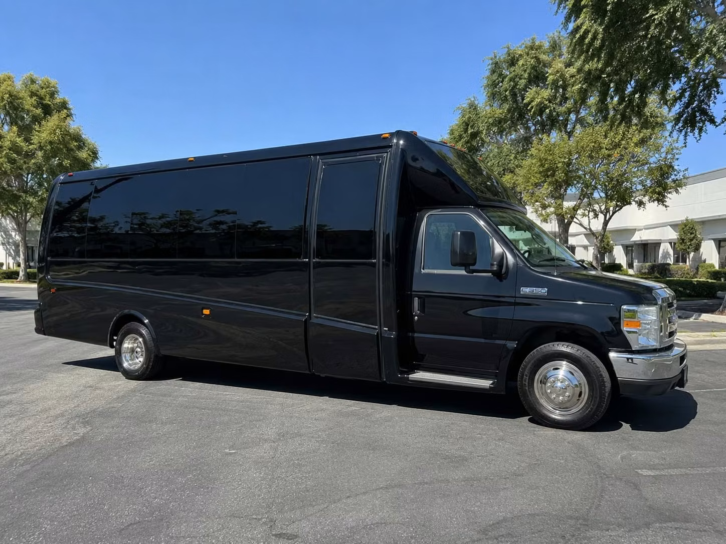 evansville party bus rental