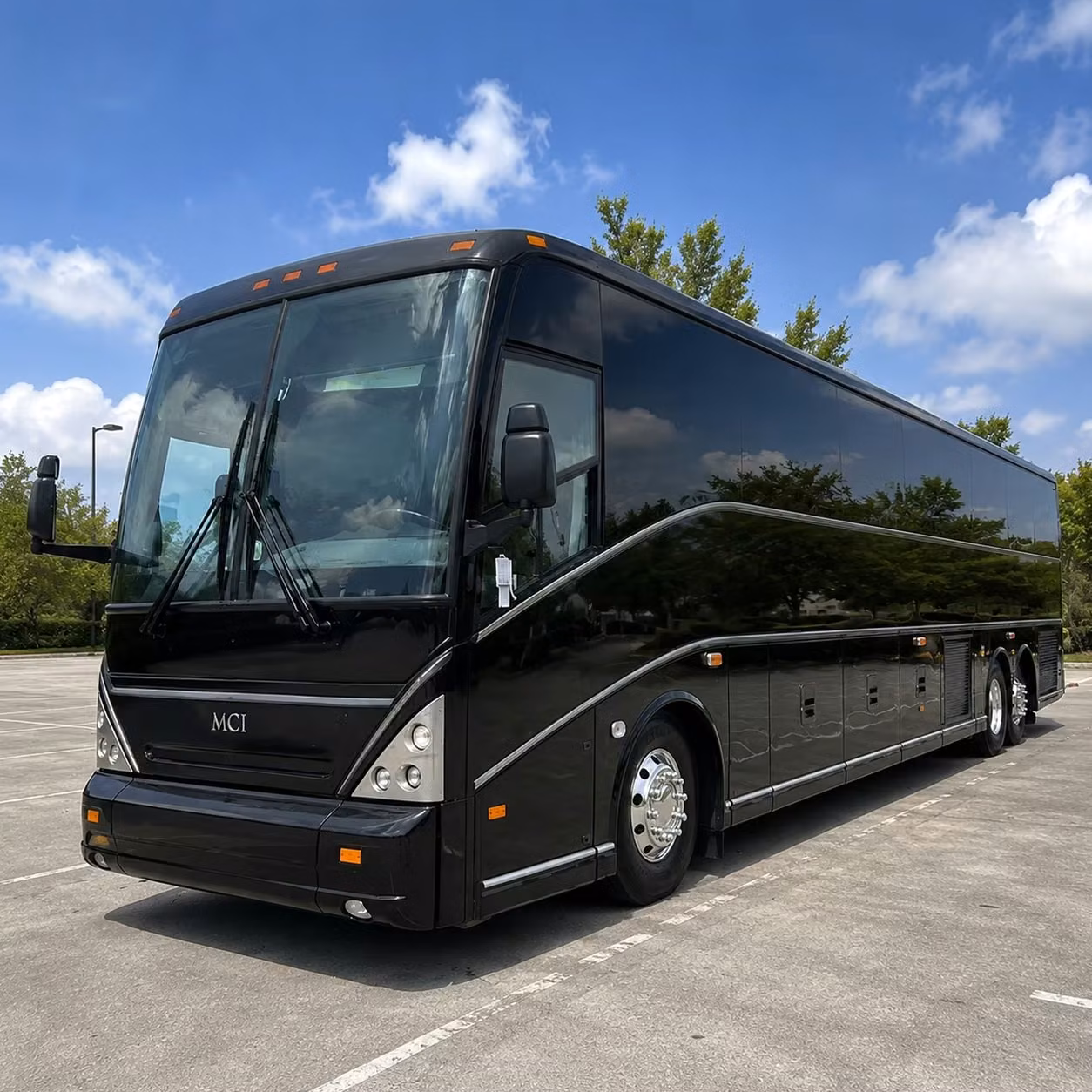long distance charter buses from evansville to nashville make the drive easy
